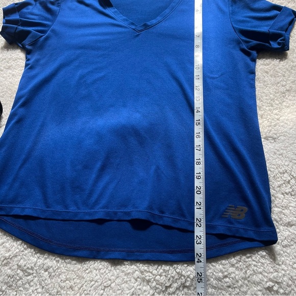 Women’s New Balance Royal Blue V Neck Dri Fit T Shirt Size Small - Picture 6 of 8